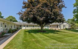 5166 Southglow Court SE, Grand Rapids, MI 49508