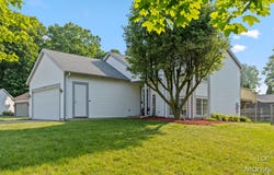 704 Pecan Court NW, Grand Rapids, MI 49504