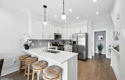 3 N MARION AVENUE, VENTNOR CITY, NJ 08406