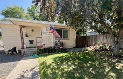 291 SE 7th Street, Madras, OR 97741