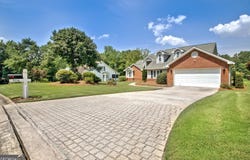 316 Kensington Drive, Peachtree City, GA 30269