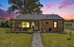 320 East Drive, Marshall, MI 49068