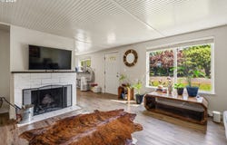 2567 WOOD Ave, Eugene, OR 97402