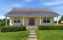 1119 Ballard Rd, Lawrenceburg, KY 40342