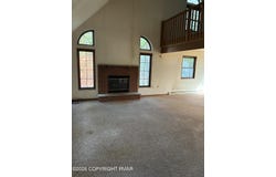 206 Hyland Drive, East Stroudsburg, PA 18301