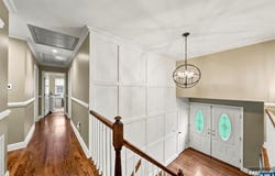 61 Geoffrey Way, Wayne, NJ 07470