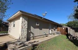 7003 Apperson St, Del Valle, TX 78617