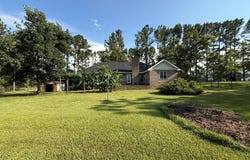 754 Cherokee Hills Rd, Douglas, GA 31533