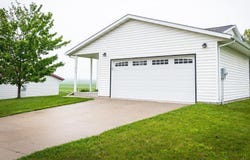 415 3rd Street NW, Elgin, MN 55932