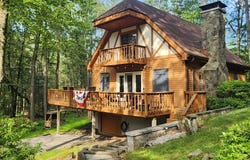 101 Deer Run, Greentown, PA 18451