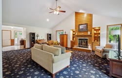 1000 Prairie View Drive, West Des Moines, IA 50266