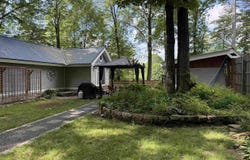15 Lynwood Drive, Brattleboro, VT 05301
