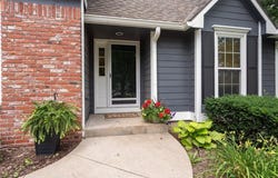 4721 Broadway Drive, Lawrence, KS 66049