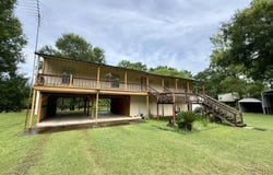 490 Boggy Bayou Rd, Marksville, LA 71351
