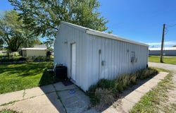 516 W Lee Street, Seymour, IA 52590