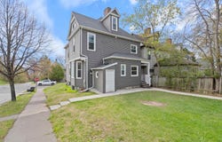 1931 E Superior St, Duluth, MN 55812