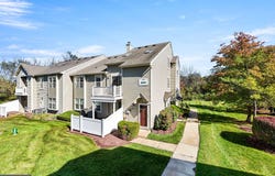 608 TRESCOTT Place, MOUNT LAUREL, NJ 08054