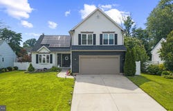 10 CHARLES AVENUE, BLACKWOOD, NJ 08012