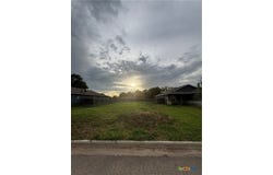 612 Briggs Street, Lampasas, TX 76550