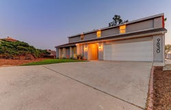 9830 Lyncarol Dr, La Mesa, CA 91941