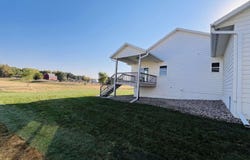 910 Johnson Creek Ct, Harrisburg, SD 57032