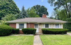 27422 Shagbark Drive, Southfield, MI 48076
