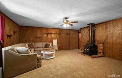 400 Water Street, Earlville, IL 60518