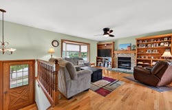 919 Squire Ln, West Bend, WI 53090