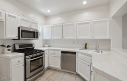 2732 Borchard Road, Newbury Park, CA 91320