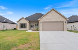 4 Evening Star Cove, Greenbrier, AR 72058