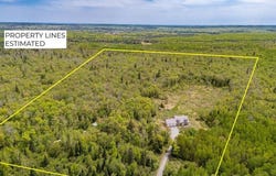 4598 McAlpine Spur Rd, Two Harbors, MN 55616