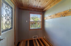 3712 W 4th St, Duluth, MN 55806