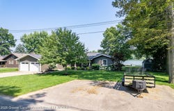 4813 Lakeside Drive, Perrinton, MI 48871