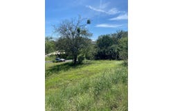 W25058 ApacheTears/White, Horseshoe Bay, TX 78657