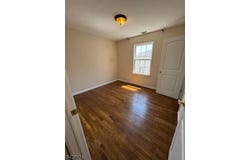 83 Broadway, Elizabeth City, NJ 07206-1818