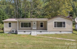 4078 NC 208 Highway, Marshall, NC 28753