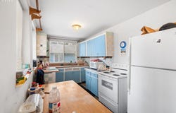 186 VAN HOESEN RD, Onalaska, WA 98570
