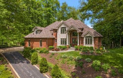 291 Hunt Club Drive, Valparaiso, IN 46385