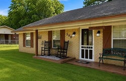 208 W Umstead, Colbert, OK 74733