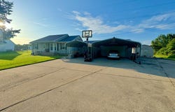 1062 Delmont Church Road, Cadiz, KY 42211
