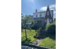 512 26th Avenue, Altoona, PA 16601