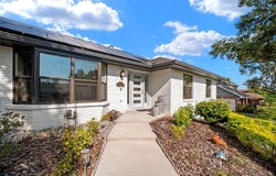 2709 FAIRWAY VIEW Drive, VALRICO, FL 33596