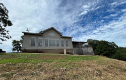 15800 Sand Point Terrace, Mountainburg, AR 72946