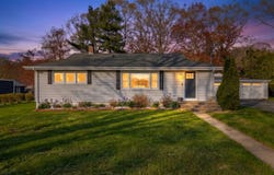 5 Oak Road, Waterford, CT 06385