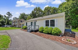 1201 Cambell Way, Tobyhanna, PA 18466