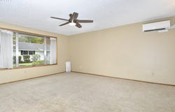 579 NE FLEMING Ave, Gresham, OR 97030