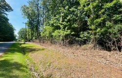 40 Comanche Trail, Hertford, NC 27944