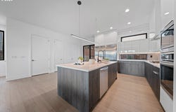 2435 N R St, Washougal, WA 98671