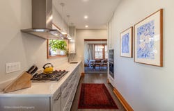 2216 W Greenleaf Avenue, Chicago, IL 60645