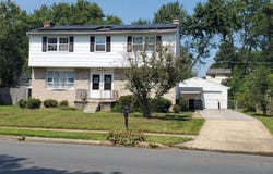 7956 CROSS CREEK DRIVE, GLEN BURNIE, MD 21061